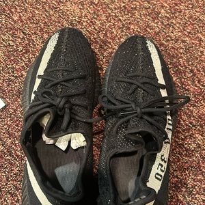 Yeezy Boost 350, Core black white